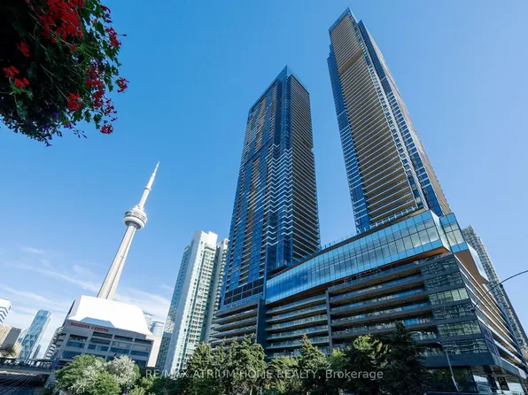 3 Concord Cityplace Way #4510, Toronto, ON M5V 3V4