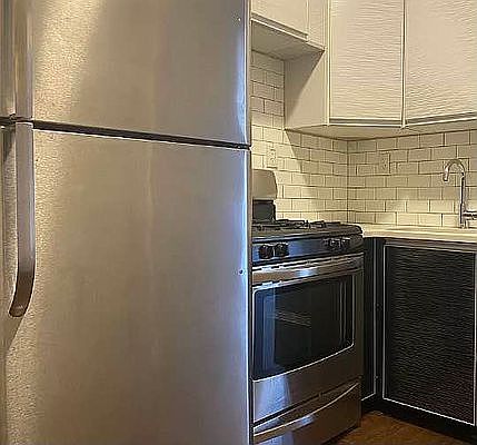 2nd image of 26 Wilson Ave #2F