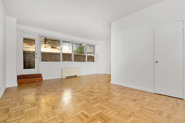 Rented by Compass | media 14