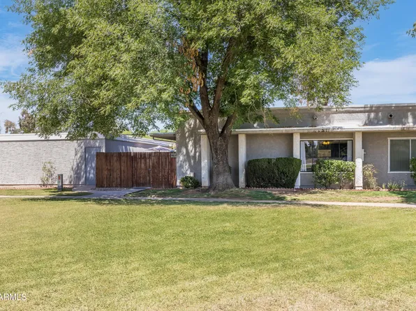 8827 N New World Drive, Glendale, AZ 85302