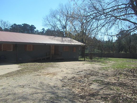 3rd image of 1153 Easy Street Rd