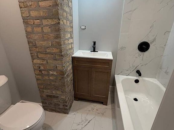 3rd image of 2227 W 21st St #1F