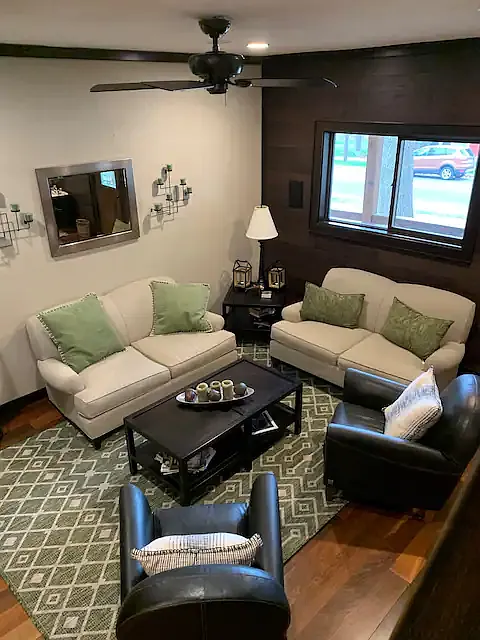 2 bed, 1700 sqft, $2,295 — Photo 3