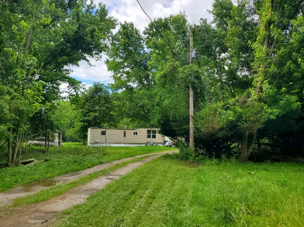 4247 Hickman Rd NE, Newark, OH 43055