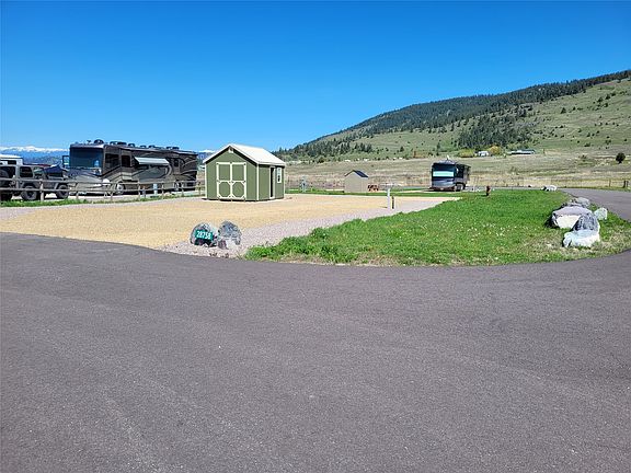 3rd image of 28758 Lake Glass Ln