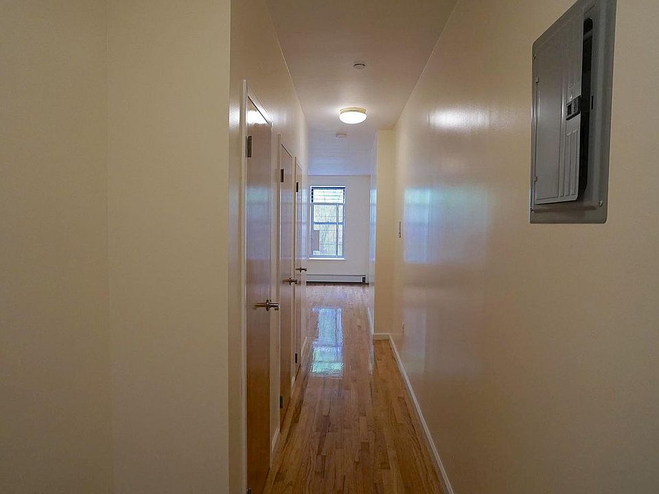 1st image of 848 Franklin Ave APT 2B