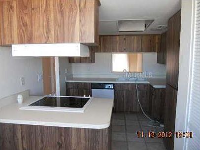 4th image of 201 W Laurel St APT 912
