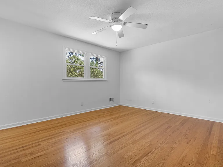 4003 Rockbridge Rd — Photo 18