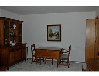 5th image of 3813 Sampson St
