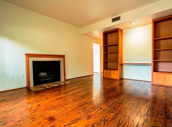 4th image of 132 Montclair St