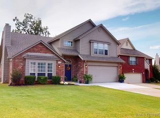 8912 E 100th Dr, Tulsa, OK 74133