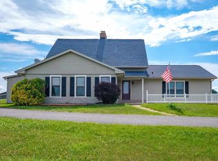 60 Clemmer Knoll Ln, Staunton, VA 24401