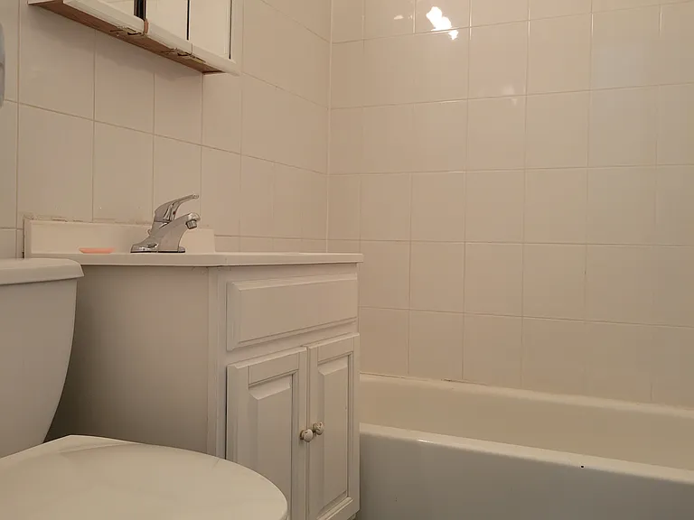 505 Columbus Ave #3G — Photo 6