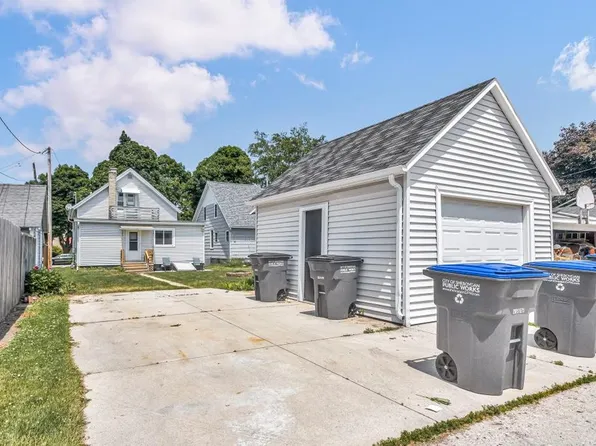 1029 Logan Ave, Sheboygan, WI 53083
