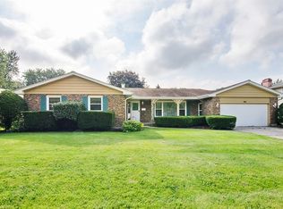 997 Stephen Ave, Elgin, IL 60123