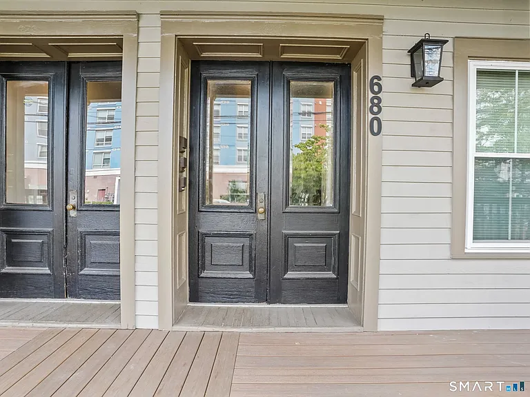 678 Atlantic St #3 — Photo 2