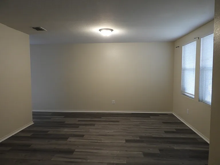 12914 Vassar Dr — Photo 2