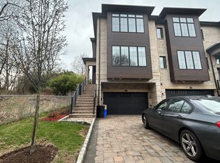 1507 12th St, Fort Lee, NJ 07024