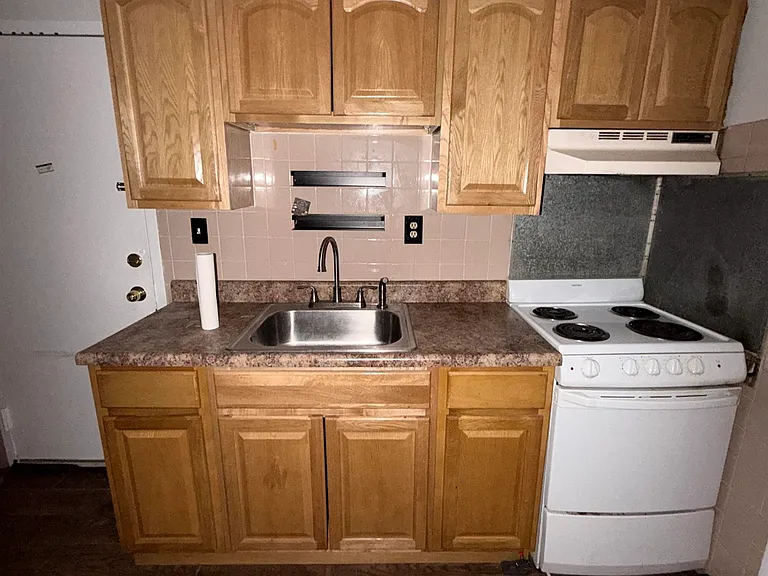 811 Washington St #BASEMENT — Photo 15