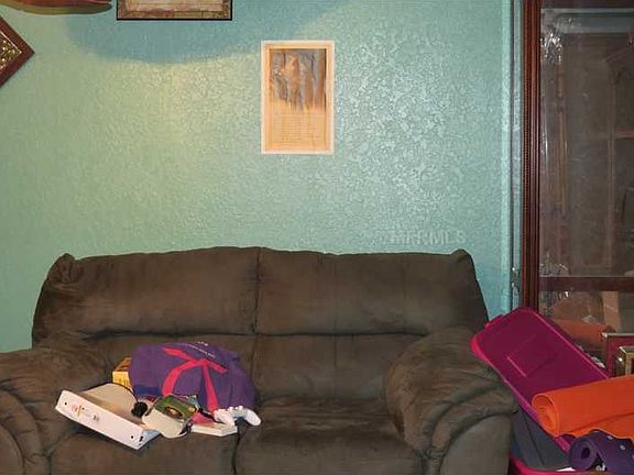 2nd image of 42201 Dogwood Ave