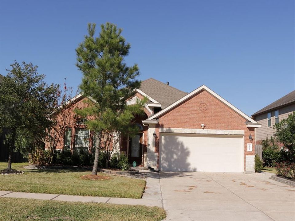 1st image of 21906 Leirop Dr