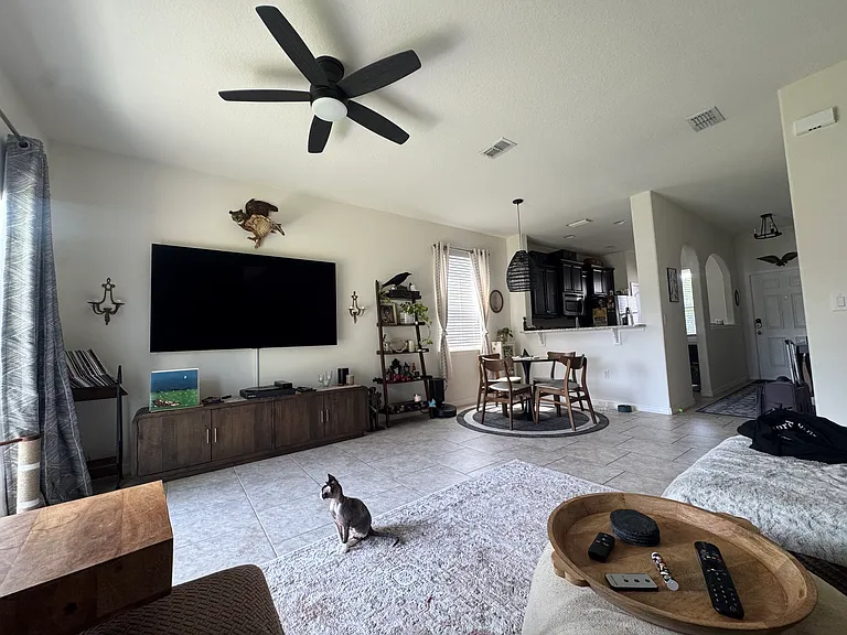 101 Misty Glen Ln — Photo 7