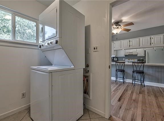 5th image of 6408 W 81st Ter