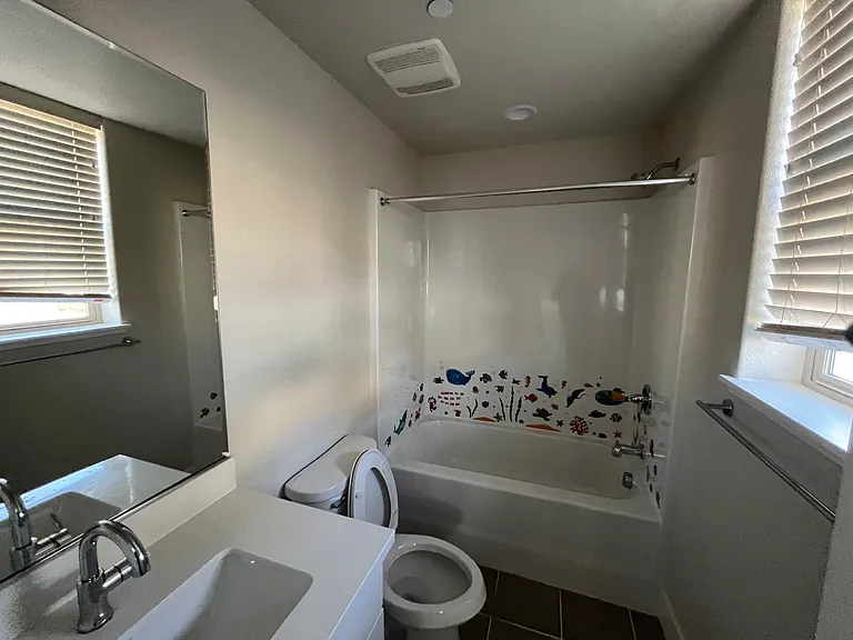 1709 Hazelnut Ln — Photo 49