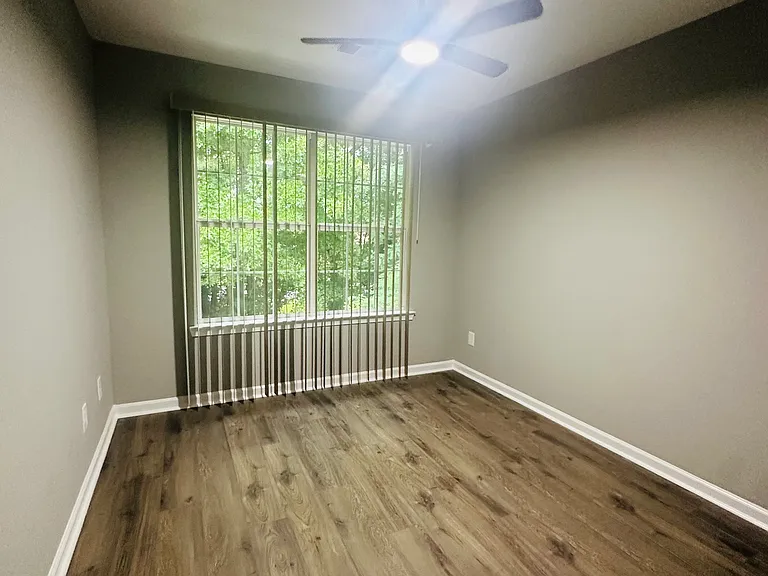 7302 Wagon Wheel Ct — Photo 9