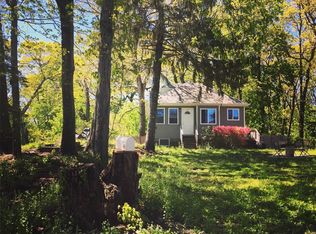 14 Yeoman Rd, Rocky Point, NY 11778