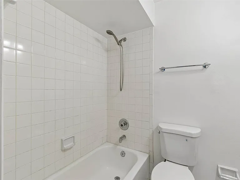 606 S Albany Ave #3 — Photo 31