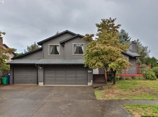 15931 NE Hancock St, Portland, OR 97230