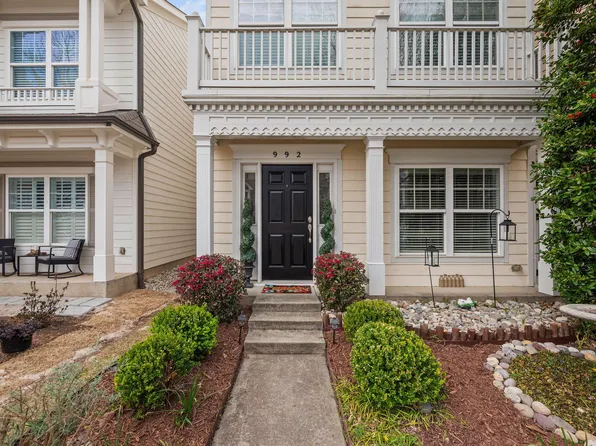 992 Ambergate Sta, Apex, NC 27502