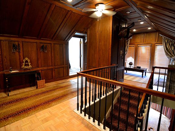 5th image of 2317 Routh St APT D