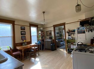 2454 N Weil St APT 4, Milwaukee, WI 53212