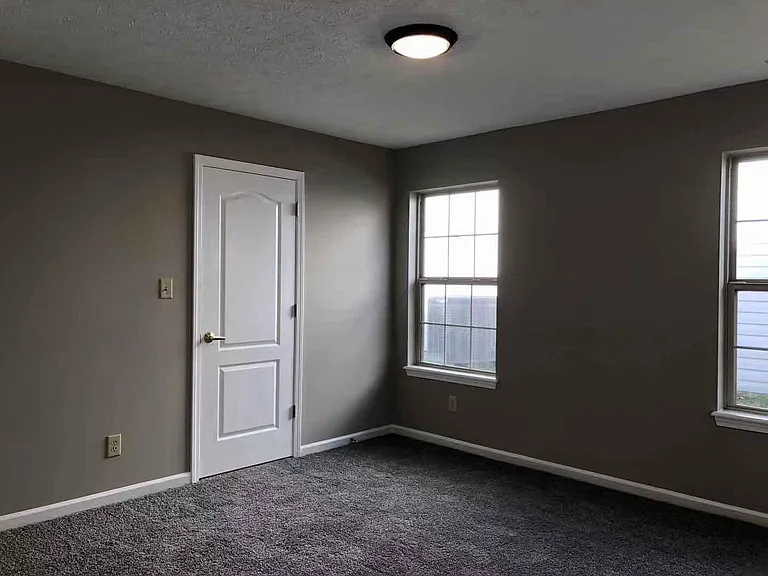 11257 Harrington Ln — Photo 4