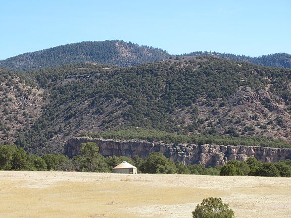 3rd image of Cliffside Heights Rd