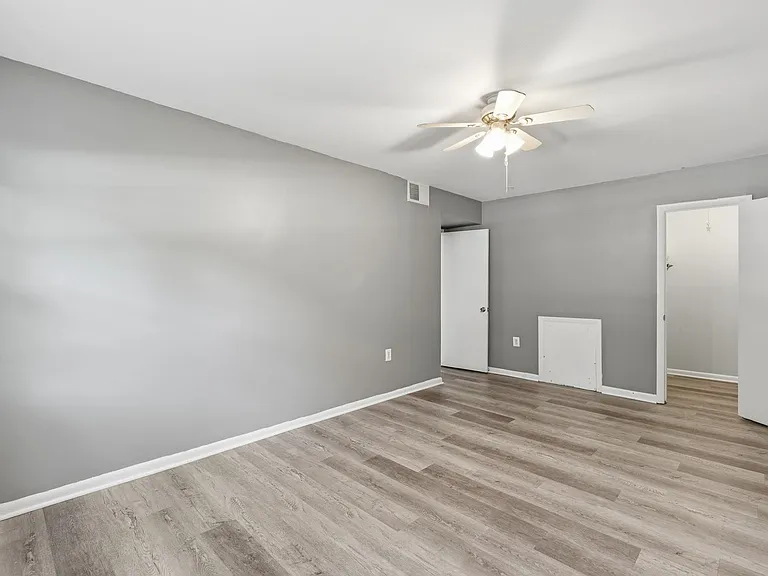 9453 Fairfax Blvd #104 — Photo 18