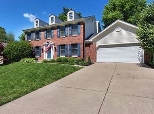 504 Bridgewater Ct, Saint Charles, MO