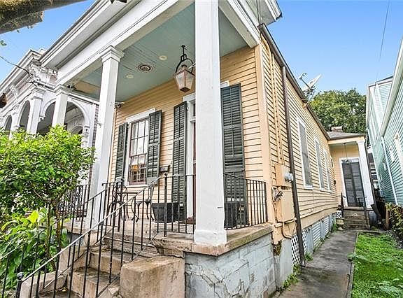 2nd image of 3451 Constance St