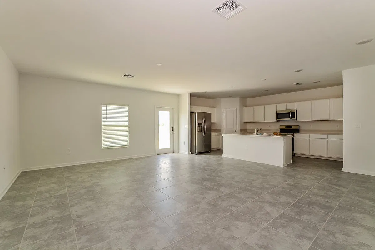 1008 Harold Pass Winter Haven FL 33884 — Photo 4