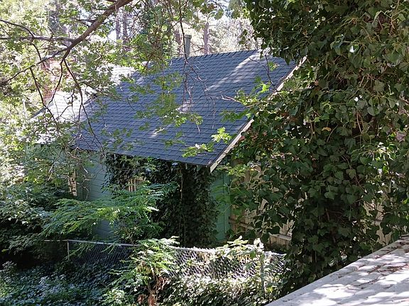 3rd image of 22914 Alder Ln