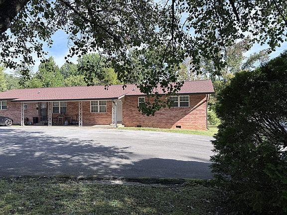 2nd image of 1011 Murphy Rd #6