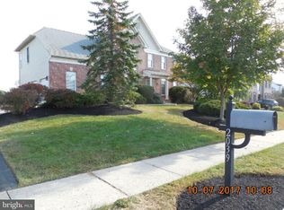2039 Carmel Dr, Jamison, PA 18929
