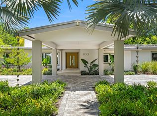 11001 SW 64th Ave, Pinecrest, FL 33156