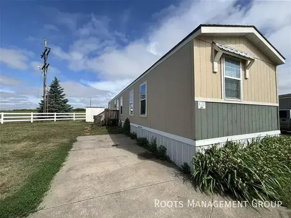 1010 Reservation Rd, Hays, KS
