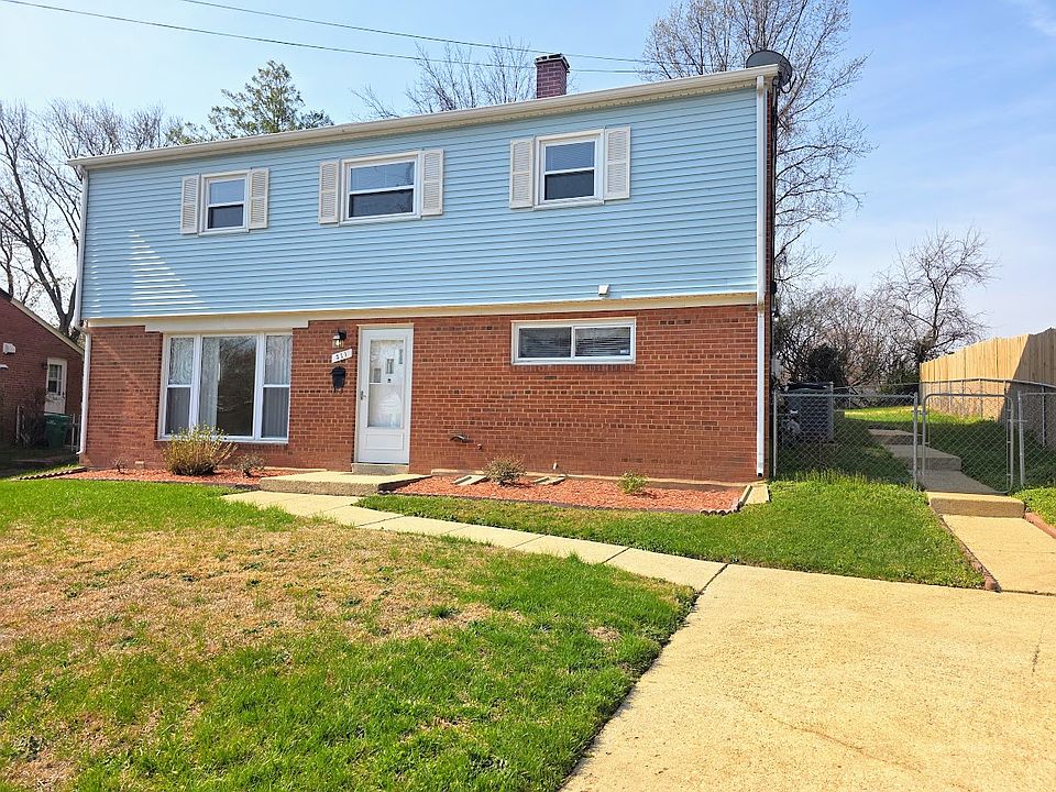1st image of 311 Ferndale Pl