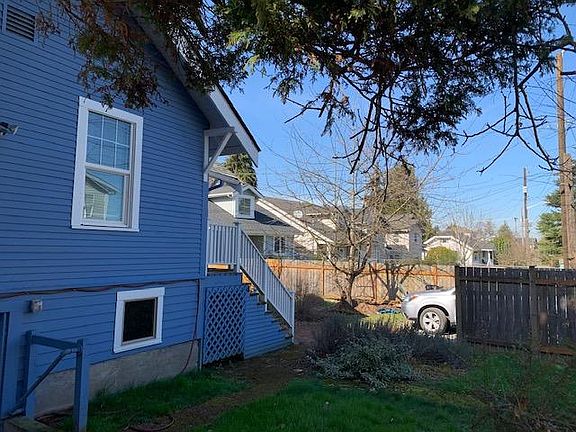 3rd image of 4136 Lexington Pl S