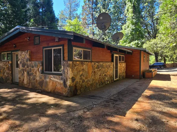 13831 Rattlesnake Rd, Grass Valley, CA 95945