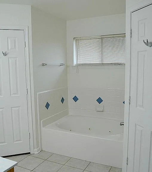 4902 Slate Ct — Photo 18
